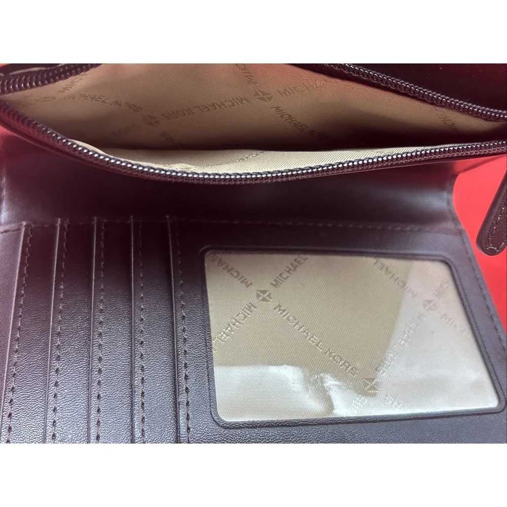 Michael Kors Greenwich Women Medium Signature MK Logo Bifold CZ Wallet Brown